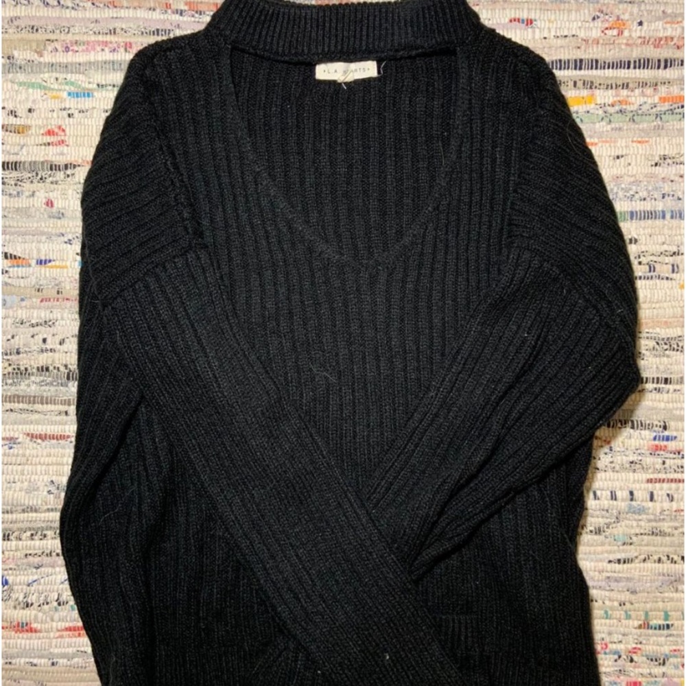 Kendall and Kylie LA Hearts Sweater - Picture 2 of 2
